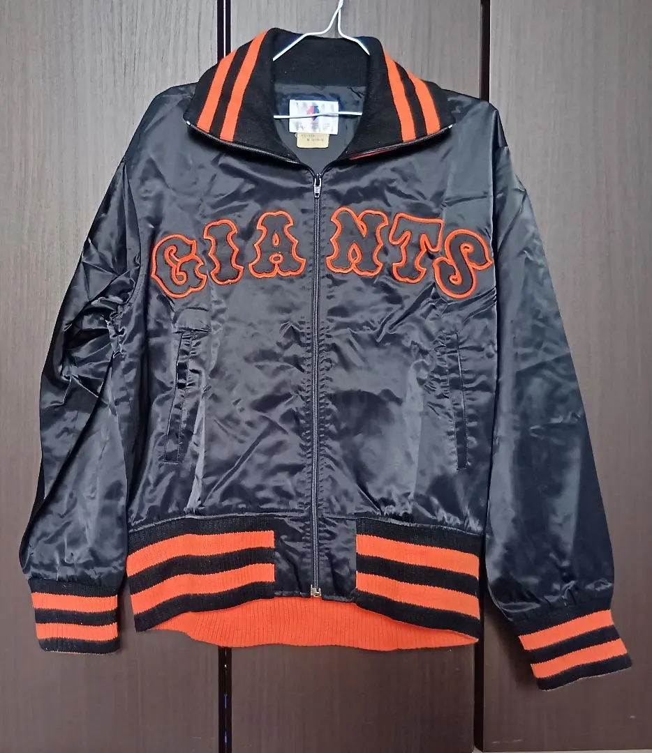 2026年最新】読売ジャイアンツグランドコートの人気アイテム - メルカリ