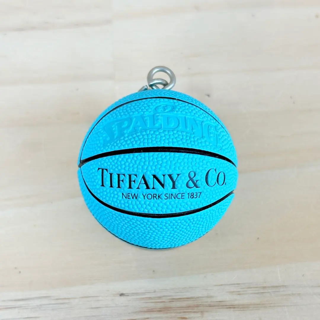 2026年最新】tiffany&co バスケットボールキーホルダー spaldingの人気