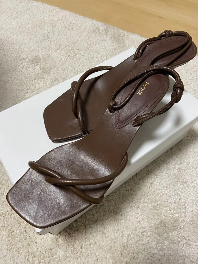 2026年最新】Deuxieme Classe トングサンダルの人気アイテム - メルカリ