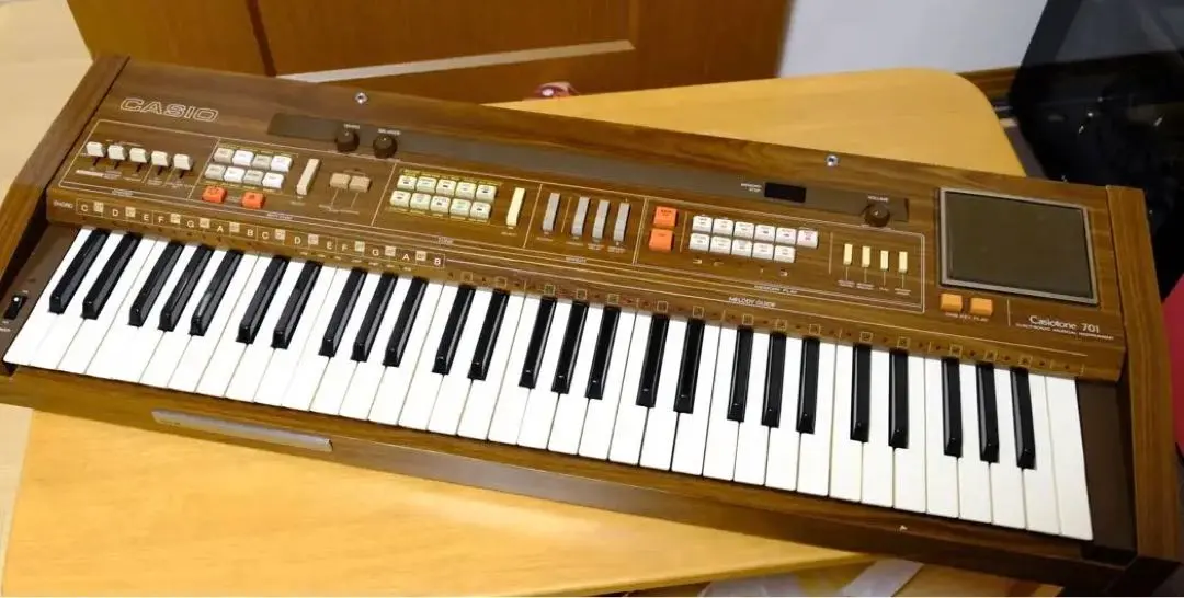 2026年最新】カシオトーン701の人気アイテム - メルカリ