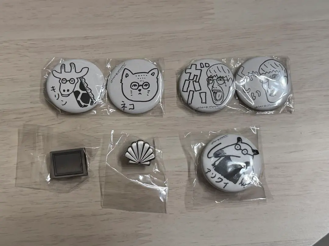 2026年最新】おいしくるメロンパン 缶バッジの人気アイテム - メルカリ