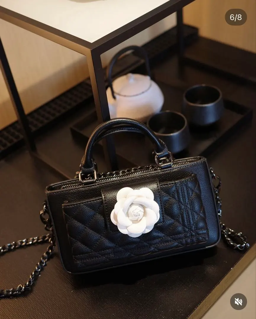 2026年最新】riu phone bagの人気アイテム - メルカリ