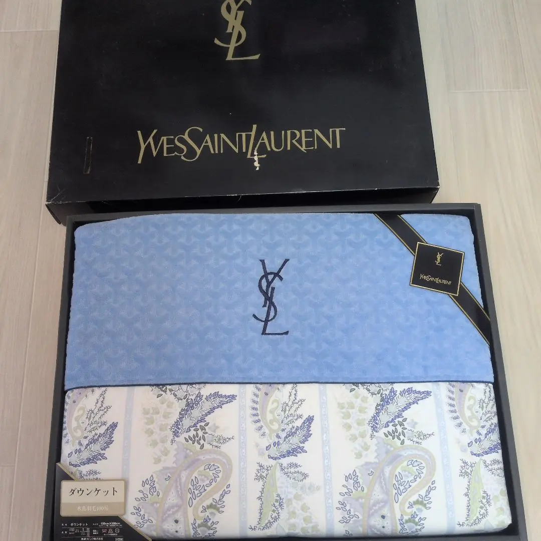 2026年最新】イヴサンローラン ダウンケット の人気アイテム - メルカリ