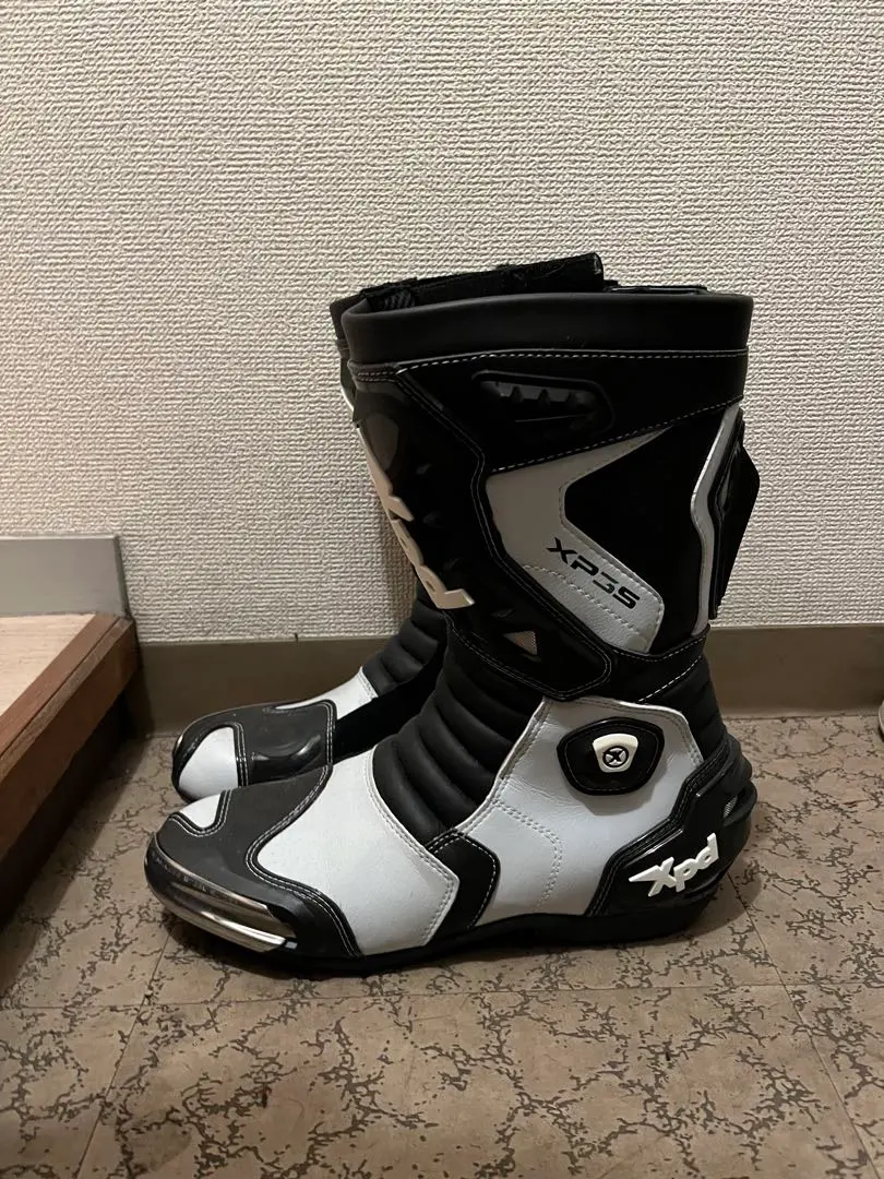 2026年最新】xpd ブーツの人気アイテム - メルカリ