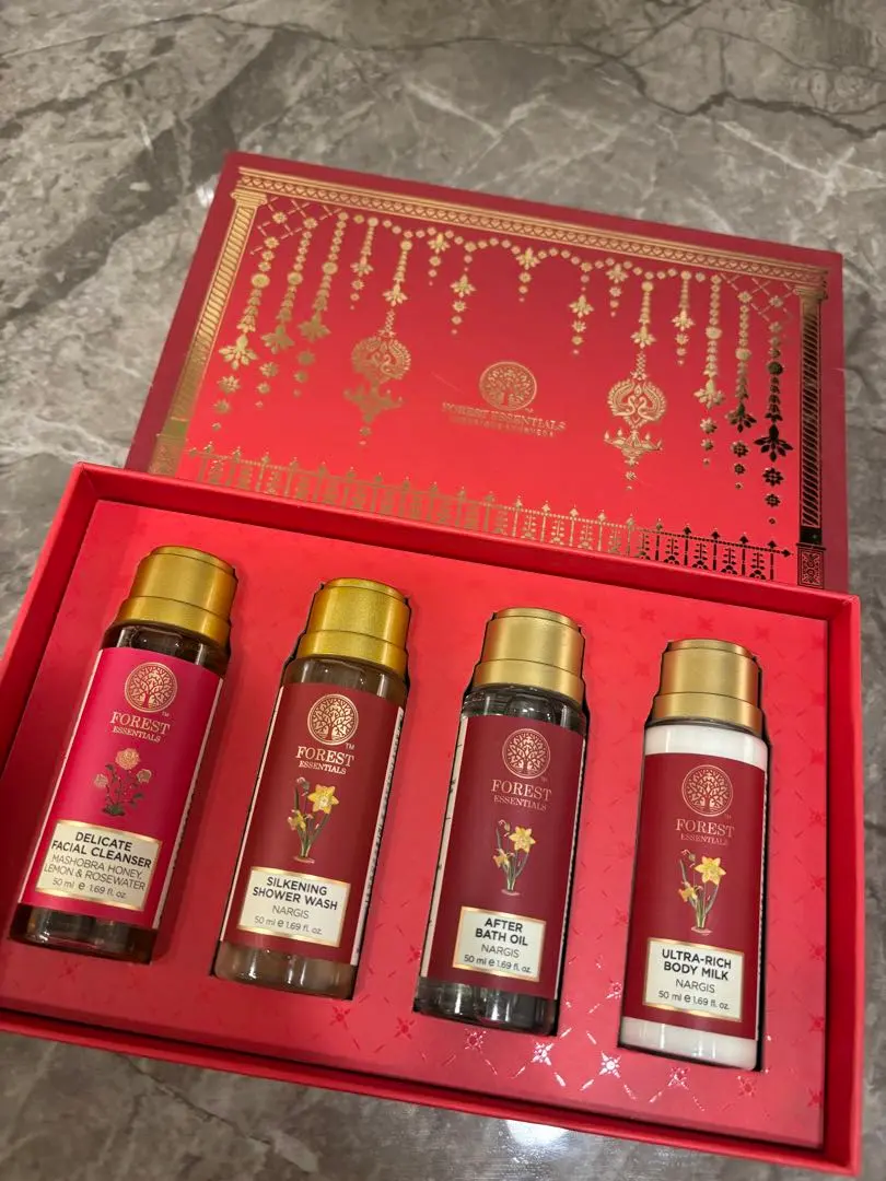 2026年最新】フォレストエッセンシャルの人気アイテム - メルカリ