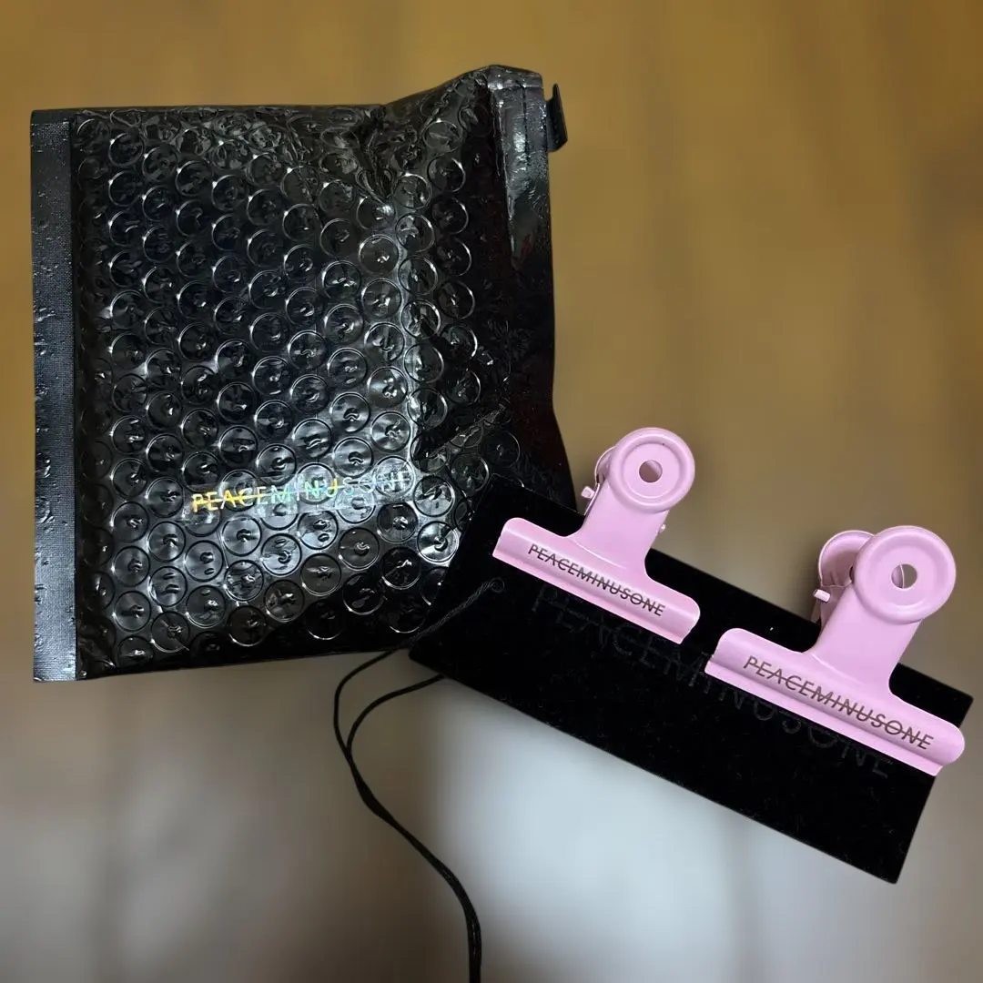 2026年最新】Peaceminusone クリップの人気アイテム - メルカリ
