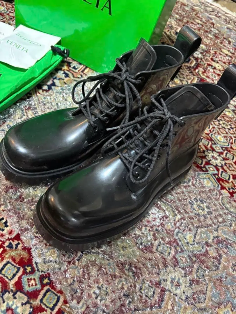 2026年最新】BOTTEGA VENETA STRIDE の人気アイテム - メルカリ