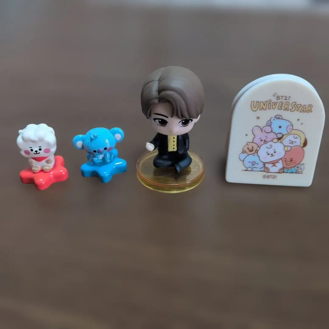 2026年最新】bt21 カップフィギュアの人気アイテム - メルカリ