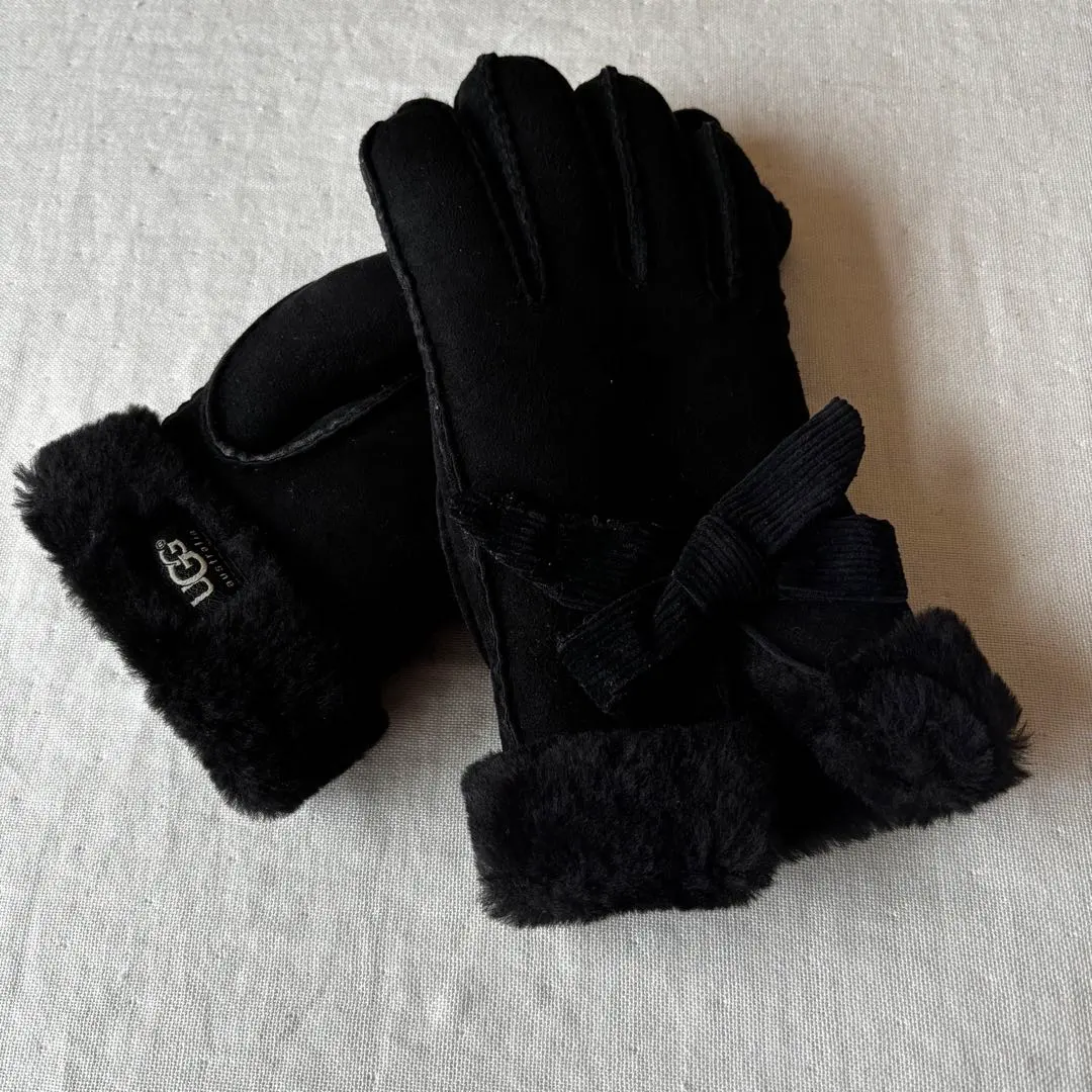 2026年最新】ugg 手袋 リボンの人気アイテム - メルカリ