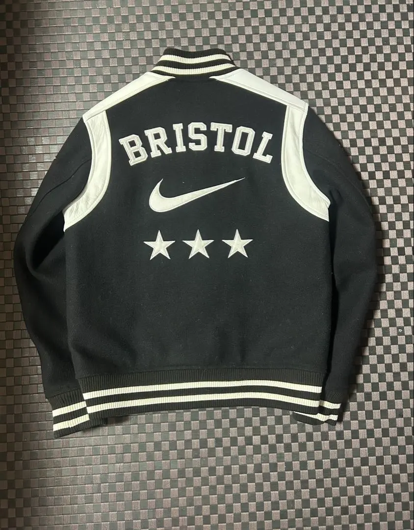 2026年最新】nike fcrb スタジャンの人気アイテム - メルカリ