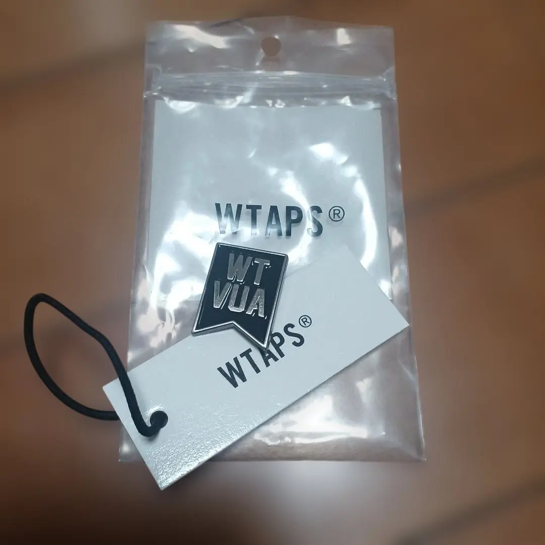 2026年最新】WTAPS ピンバッジの人気アイテム - メルカリ