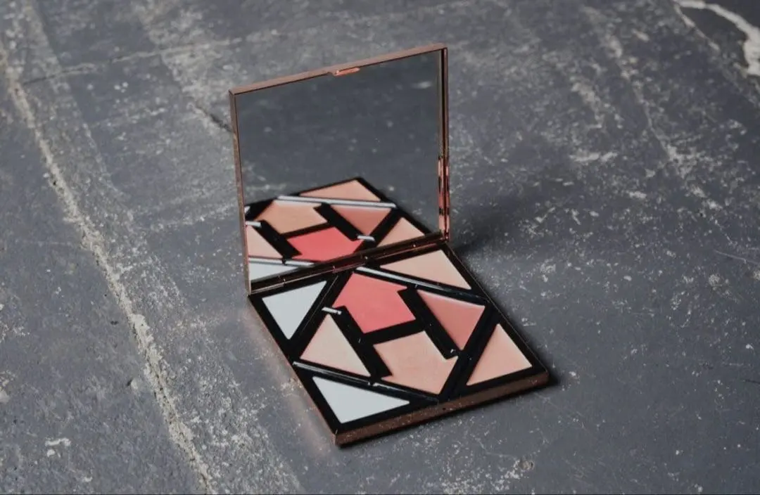 2026年最新】hazama アイシャドウの人気アイテム - メルカリ