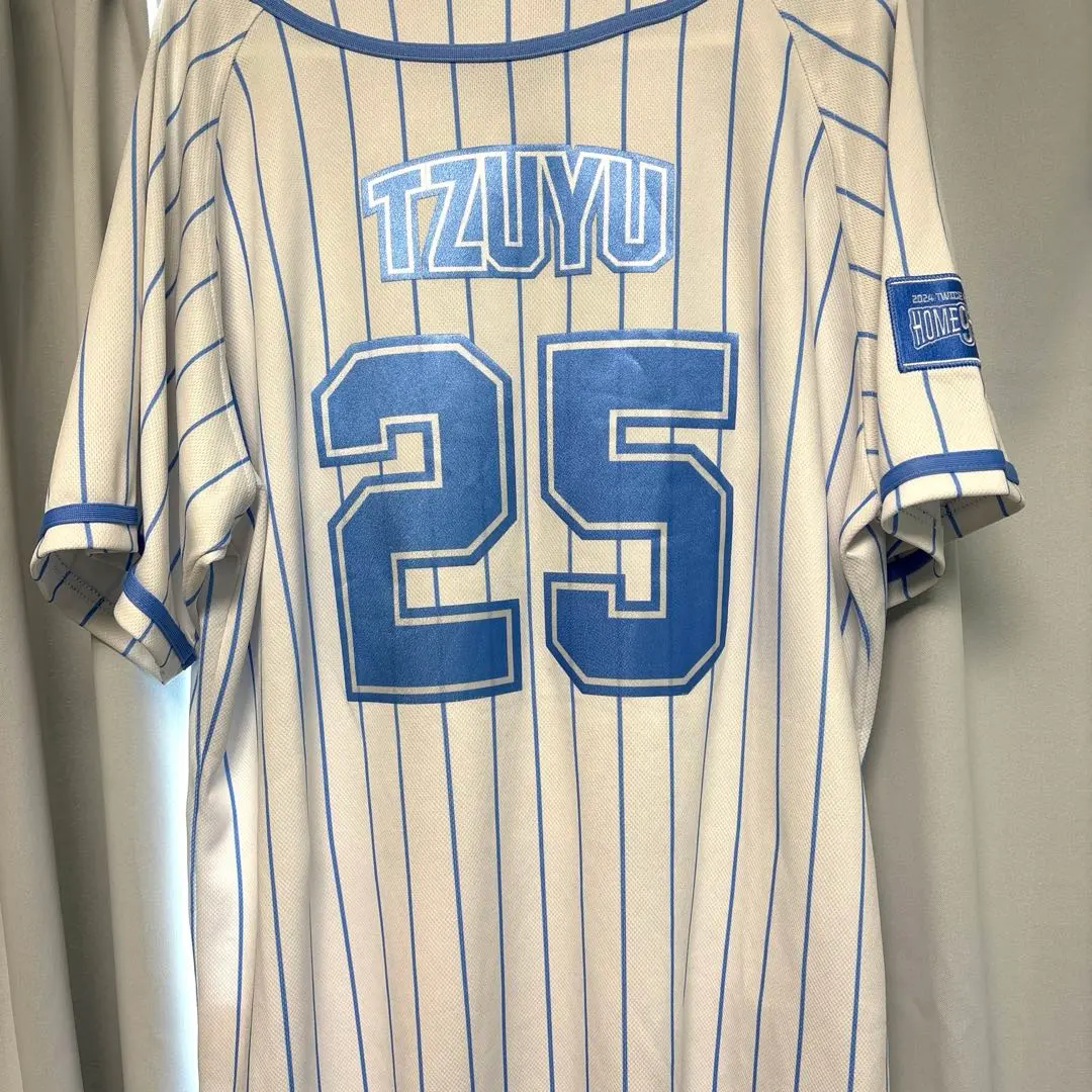 2026年最新】TWICE ユニフォーム ダヒョンの人気アイテム - メルカリ