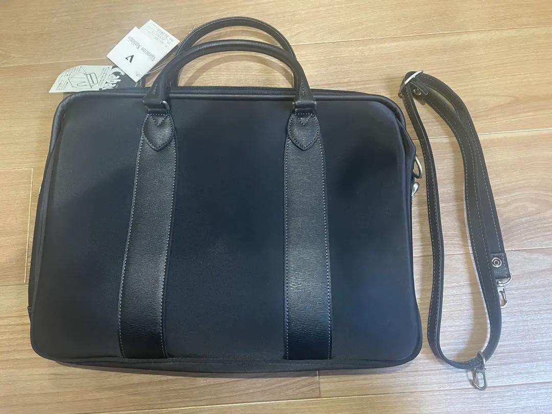 2026年最新】VAN VALENTINO ビジネスバッグの人気アイテム - メルカリ