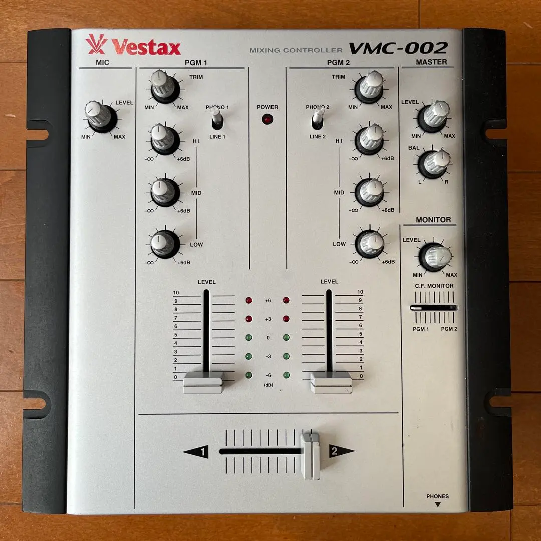 2026年最新】Vestax ベスタクス VMC-002 DJミキサーの人気アイテム