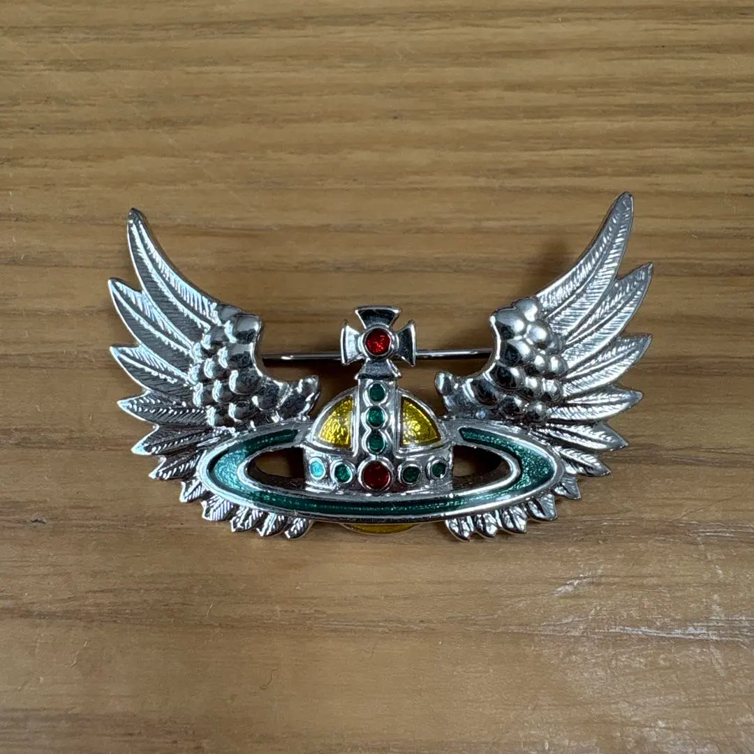 2026年最新】vivienne westwood ピンバッチの人気アイテム - メルカリ