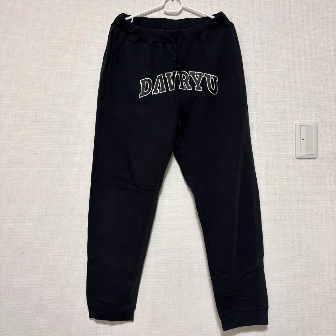 2026年最新】DAVRYUジョガーパンツの人気アイテム - メルカリ