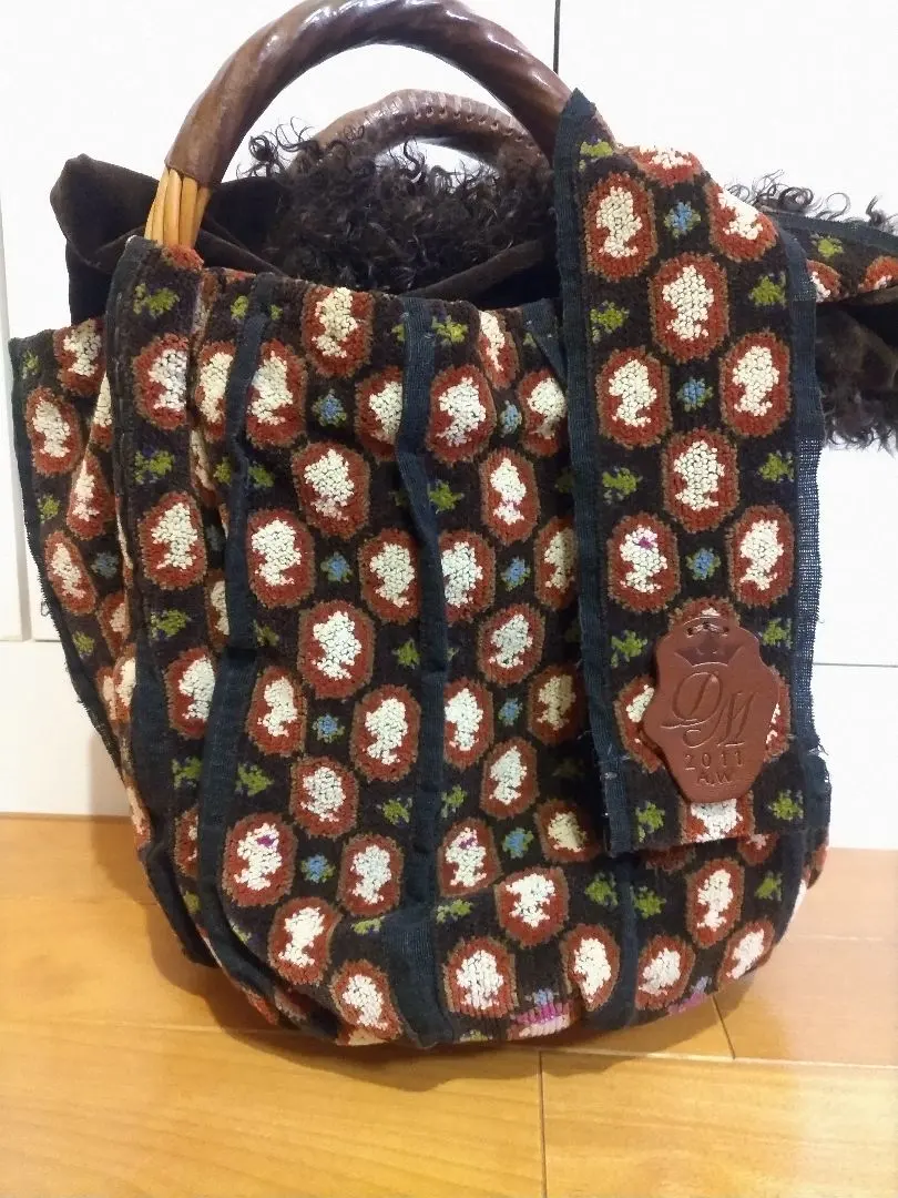 2026年最新】エバゴス シェニールの人気アイテム - メルカリ