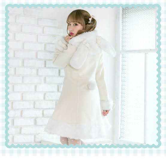 夢展望 シナモロール15周年記念 コラボコートMサイズ シナモン - メルカリ