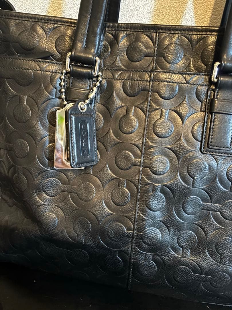 COACH オプアート柄 2way バッグ BLACK 牛革 70253 - メルカリ