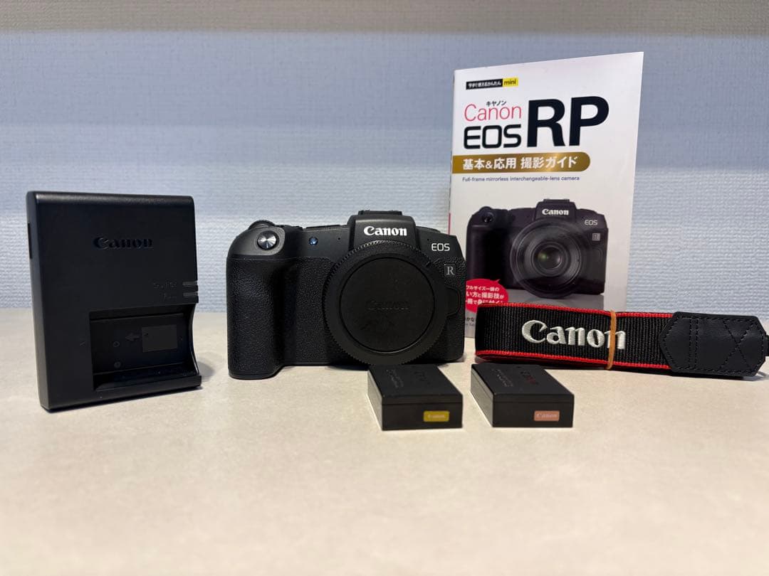 EOS RP バッテリー2個付き シャッター回数7000回以下 EOS RP バッテリー2個付き シャッター回数7000回以下