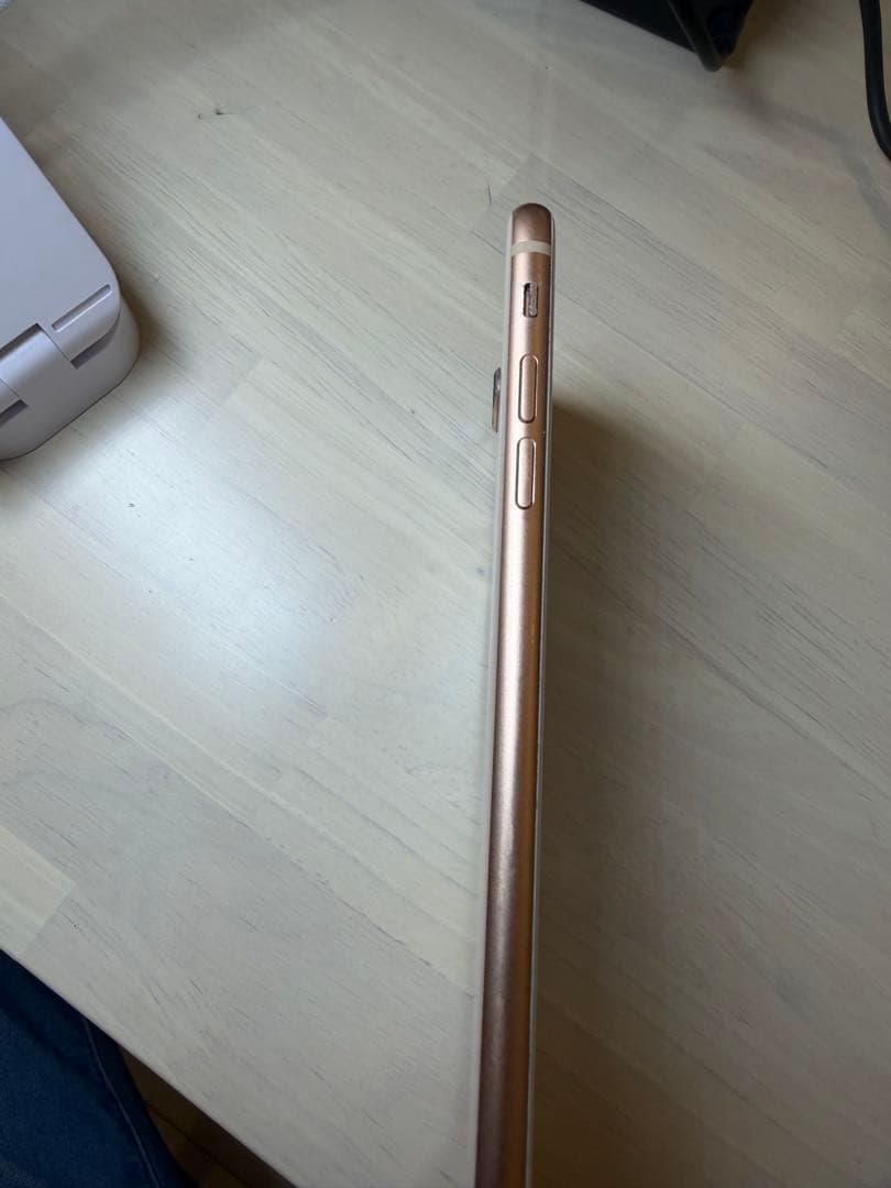 Apple iPhone8 64G ゴールド SIMフリー