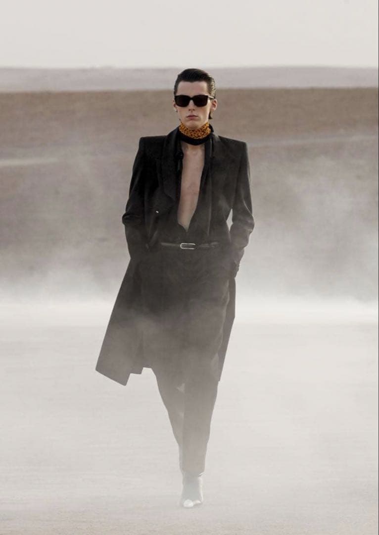 SAINT LAURENT PARIS スカーフ Saint Laurent Paris by Hedi Slimane Leopard Baby Cat Print Skinny