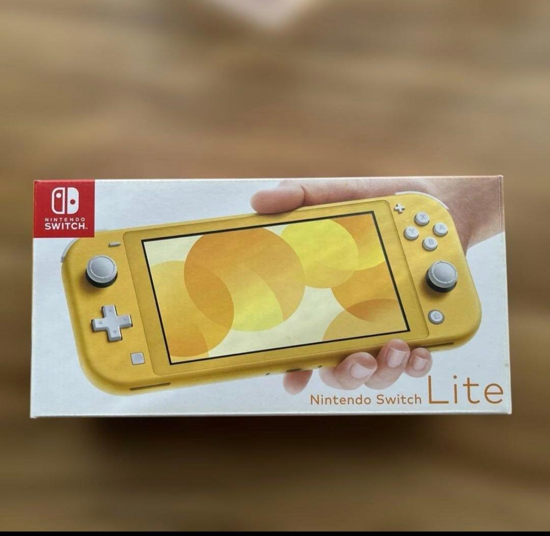 【かな】任天堂 Nintendo Switch Lite イエロー Amazon.com: Nintendo Switch Lite - Yellow : Video Games