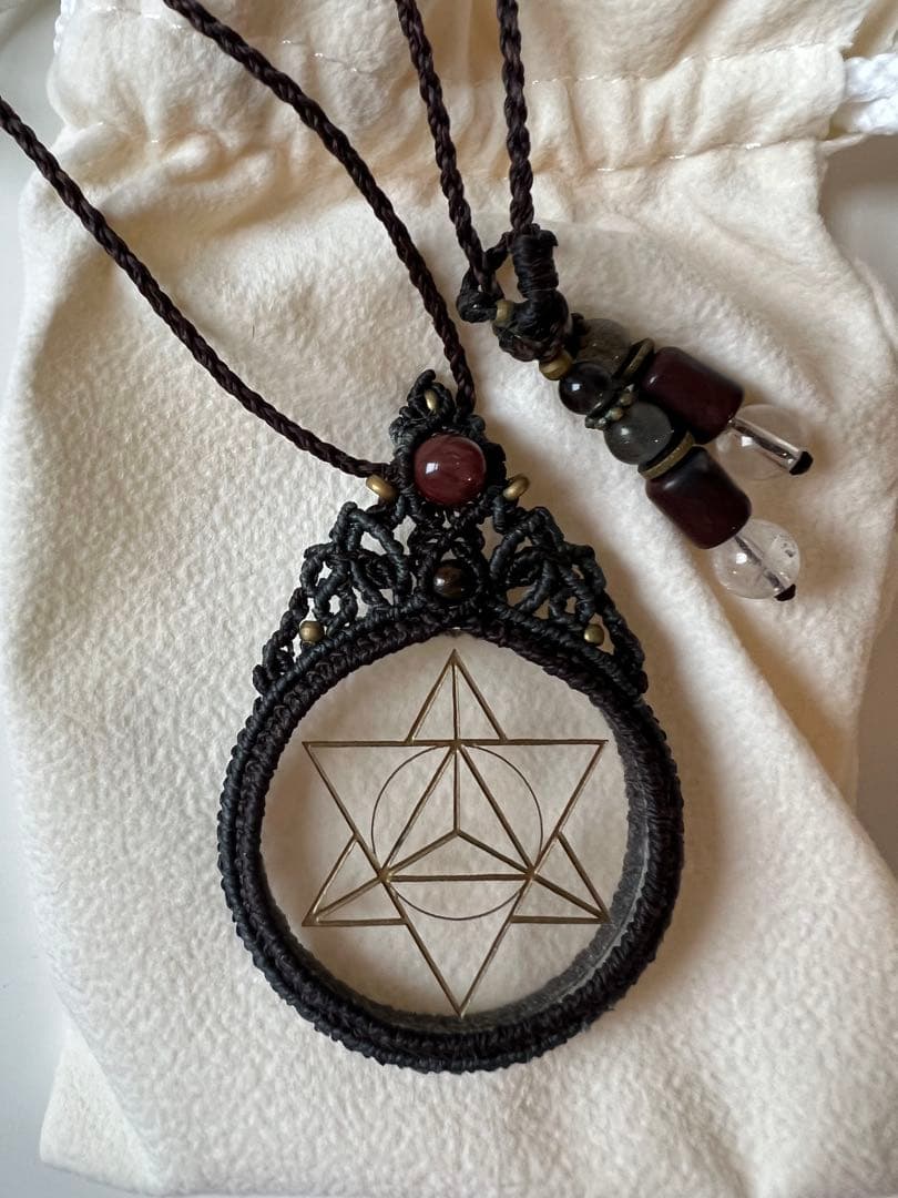 美品】アイスクォーツ(ヒマラヤ)六芒星モチーフのネックレス