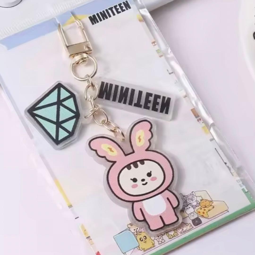 MINITEEN ジョンハンキャラクター キーホルダー - メルカリ