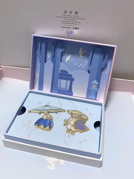 ソウルメイトのピンバッジ つながりのボックス Sky星を紡ぐ子どもたち