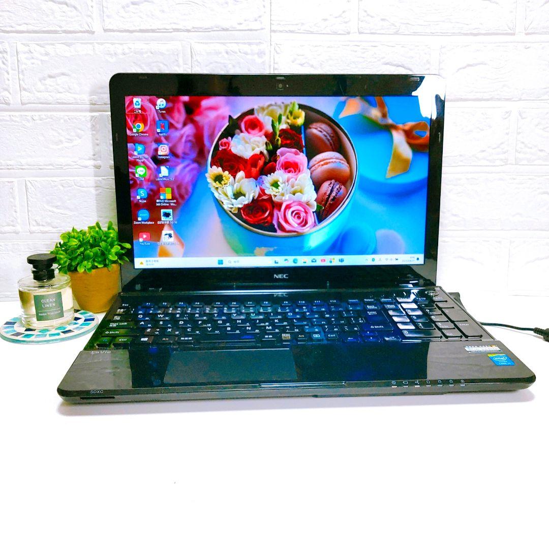 ブルーレイ見れる️オフィス✨YouTube✨保存大容量カメラ付黒ノート