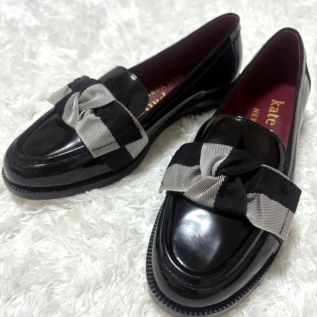 【未使用級】katespade ブラックマルチ レアンドラ ローファー 24年 未使用級】katespade ブラックマルチ レアンドラ ローファー 24年