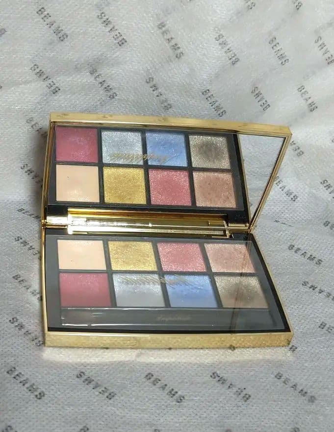 特別セール！Amplitude アイカラーパレットリミテッドコレクション a 数量限定【Amplitude】バレンタインシーズンを彩る、7色3質感のアイ