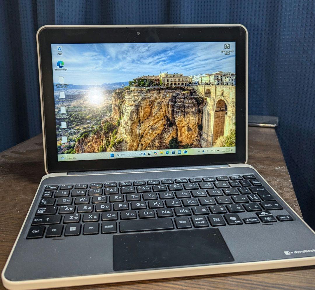 Dynabook k70/HY intel Pentium Silver6000 - メルカリ