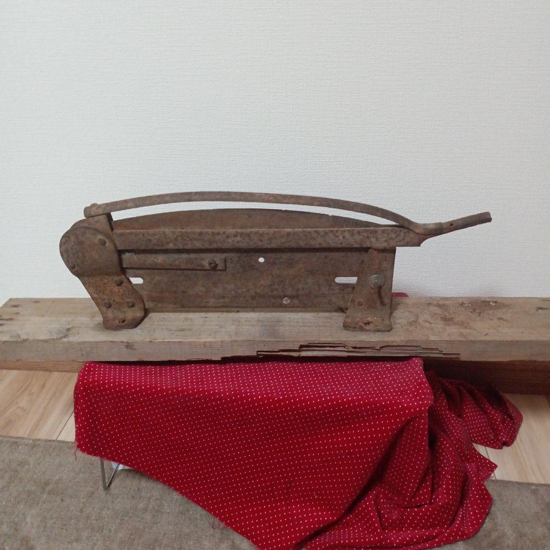 農具 古民具 古道具 ヴィンテージ 藁切りカッター 押切機 - メルカリ