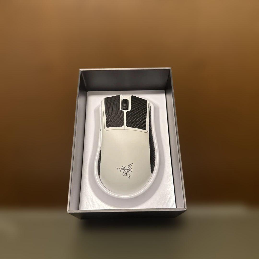 マウス・トラックボール Razer Deathadder V3 Pro White Edition Razer DeathAdder V3 Pro Lightweight Wireless Gaming Mouse - White