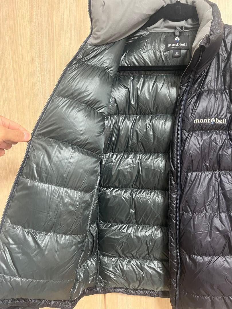 前*語様 mont-bell アルパインダウンジャケット Sサイズ 黒色 110