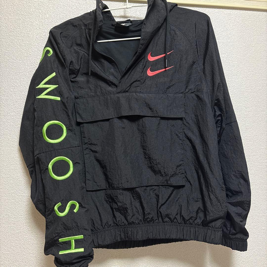 Nike ナイキ ナイロンジャケット Sサイズ ブラック NIKE（ナイキ） ナイロンジャケット スウォッシュ 人気 ストリート