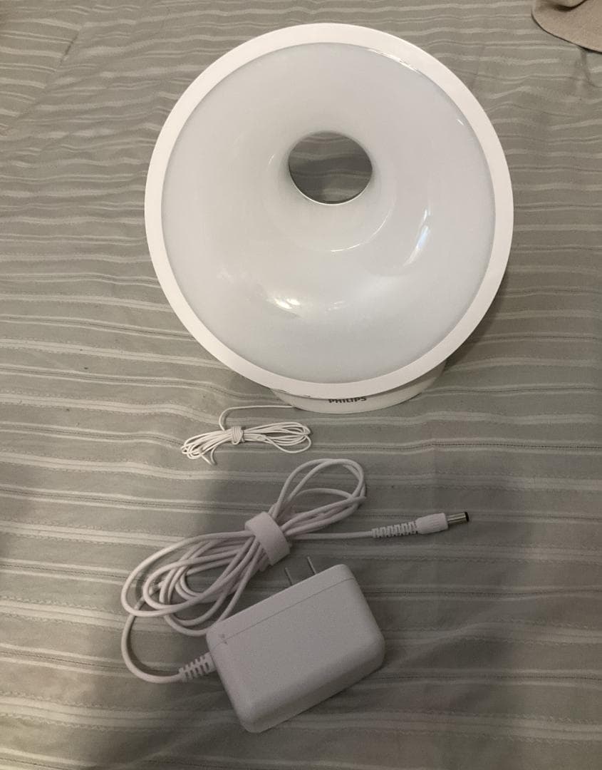 PHILIPS スマートスリープ/ウェイクアップライト Amazon.com: Philips SmartSleep Sleep and Wake-Up Light, Simulated