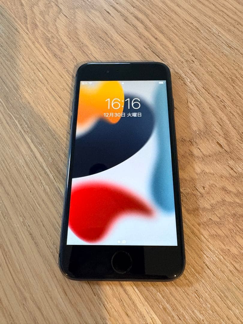 Apple iPhone 8 スペースグレイ 64GB【SIMロック解除済】