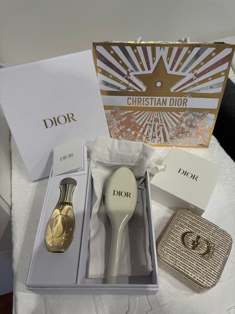 2025 Dior ノベルティー　ヘアミスト&ヘアブラシ　ジュエリーボックス s-l400.jpg
