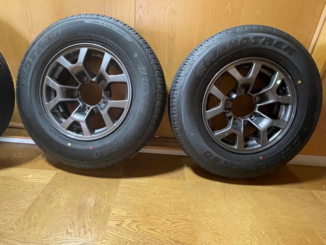 JB74W ジムニー シエラ 純正アルミホイール+タイヤ4本セット 新車外し