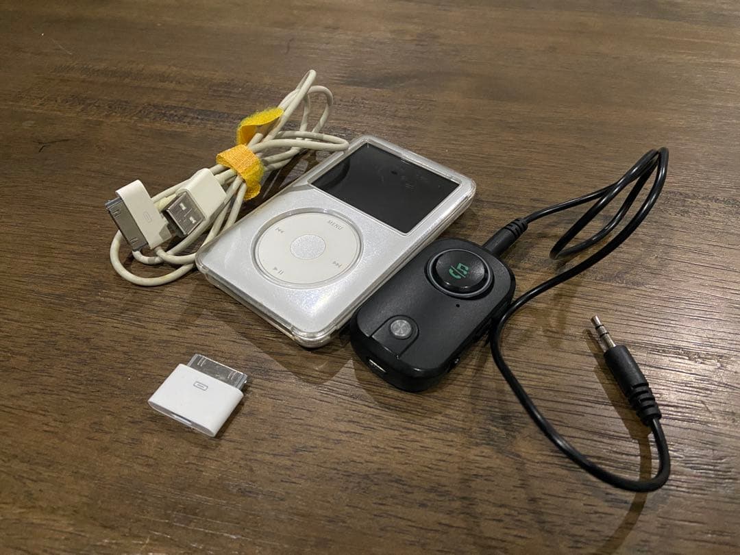 【ウエストサーモン】 iPod classic　第6世代　80GB Pre-Owned Apple 6th Gen iPod Classic 80GB Black MP3 Player (Good