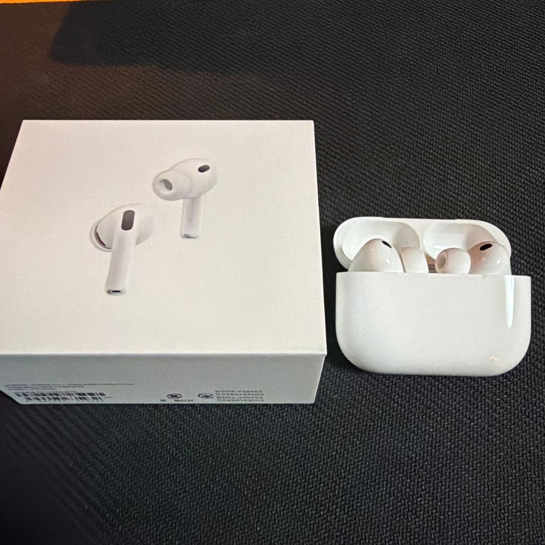 即日発送｜AirPods Pro 3 本体｜ほぼ未使用品 T*S様 新品未使用 AirPods Pro 3 AirPods Pro 3 just dropped back to