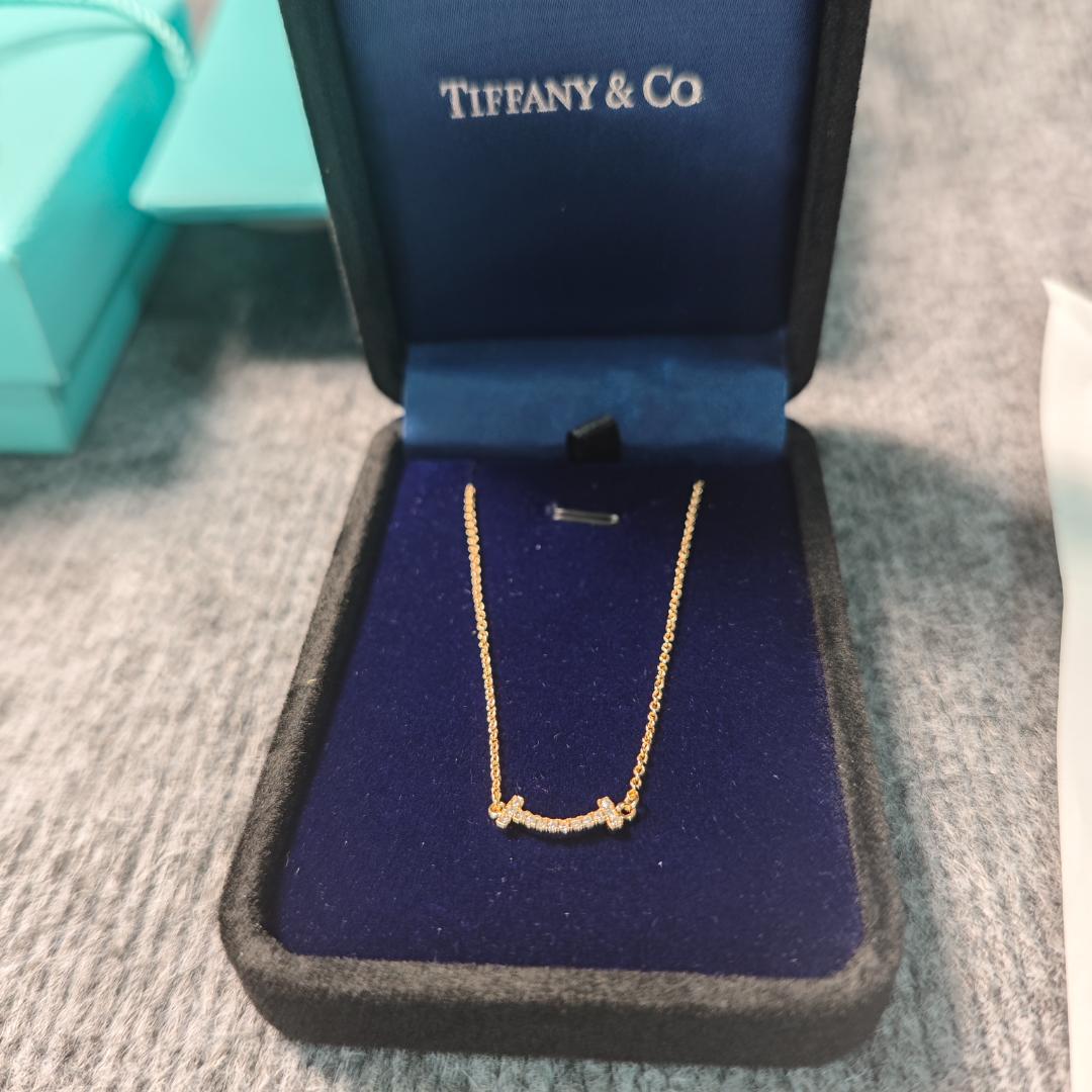 スマイル型 ネックレス ミニス TIFFANY&Co.（ティファニー） 【未使用】TIFFANY&CO. 《スマイル（ミニ