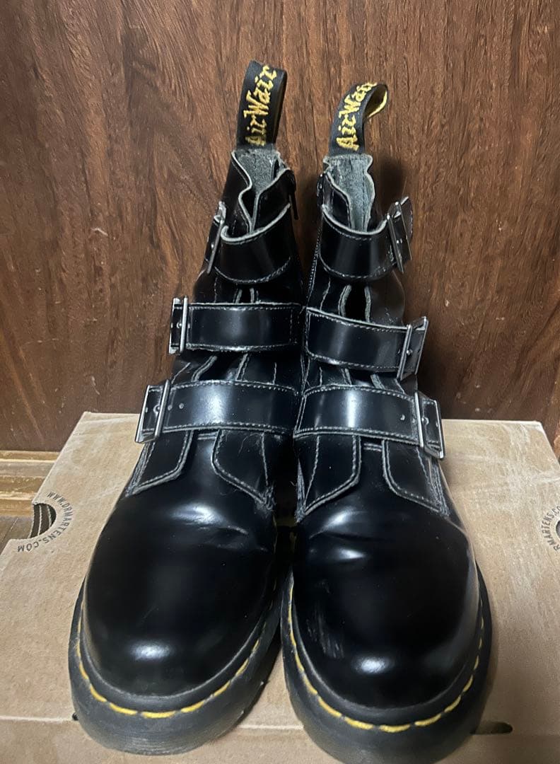 ドクターマーチン ベルトブーツ Blake - メルカリ