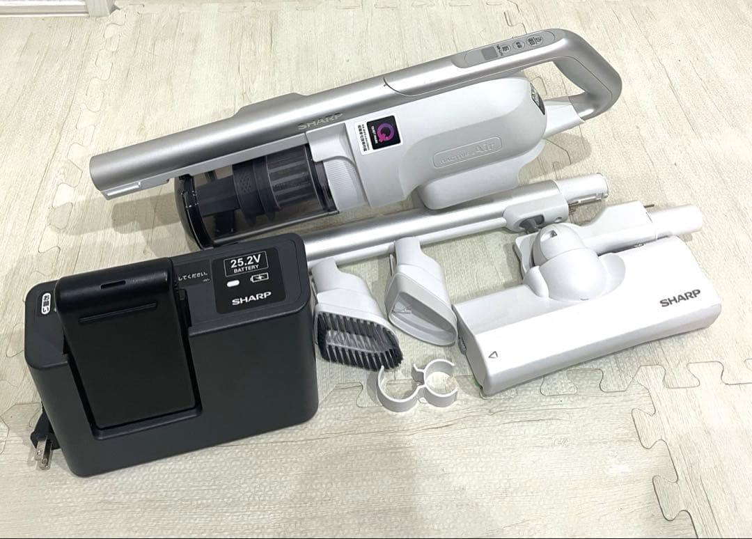 【動作確認済み】シャープステッククリーナーEC-SR 9W アウトレット品】 コードレススティッククリーナー RACTIVE Air