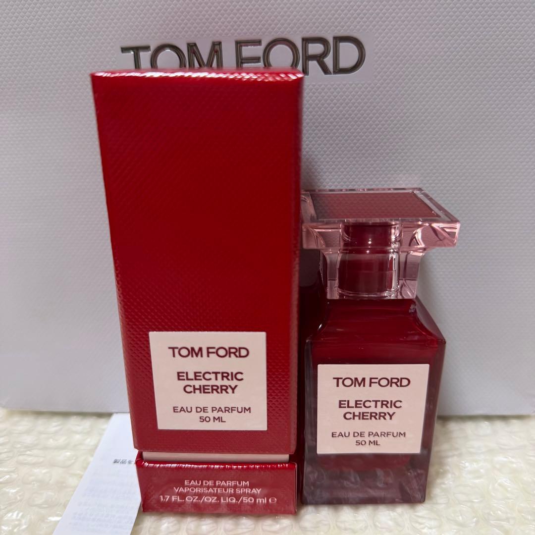 トムフォード エレクトリックチェリー オードパルファム スプレィ 50ml