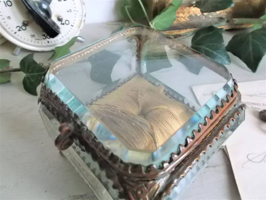 フランスアンティーク ガラスのジュエリーボックス 宝石箱 m - メルカリ